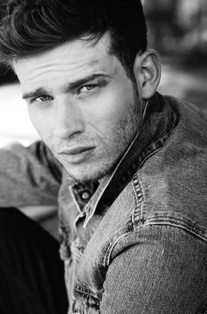 奥利弗&middot;斯塔克